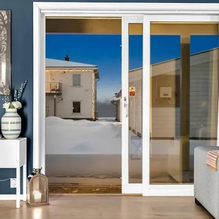 Large With 4 Bedrooms, Free Parking, 400m From Trainstaion Apartment Lillestrom